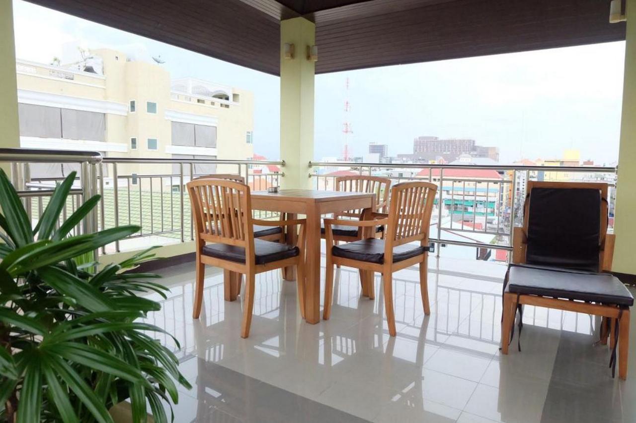 Oyo 1097 Thep Apartment Pattaya Eksteriør billede